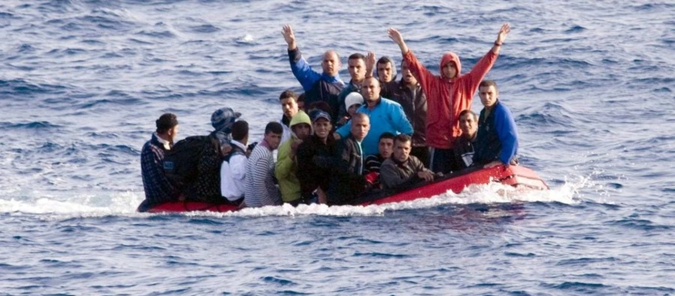 Νέα τραγωδία στη Μεσόγειο μετά από ναυάγιο με βάρκα που μετέφερε μετανάστες